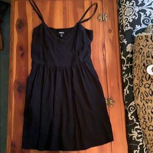 Express LBD with pockets